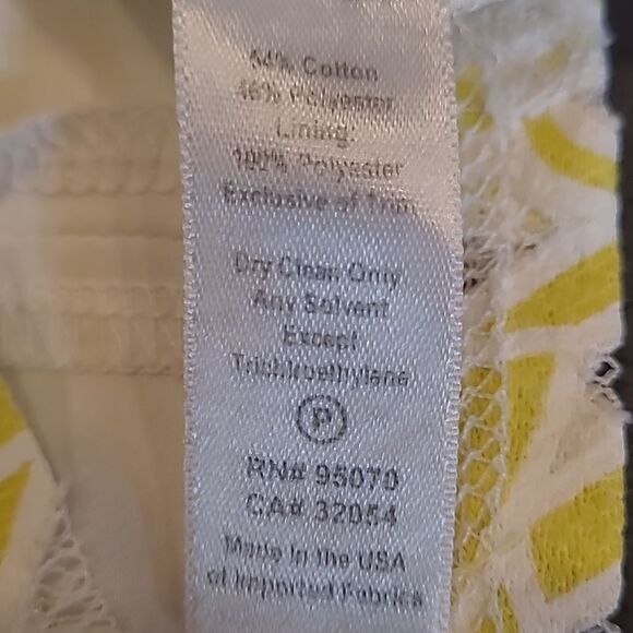 Weston sz M lemon lace overlay dress - Picture 11 of 11